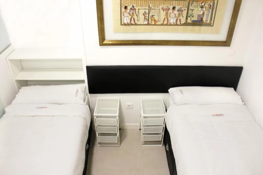 1-Bedroom Apartment in Plaza de Chamberí, Madrid (1495244) ROOM 2
