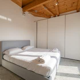 Wohnung zu mieten für 1.529 € pro Monat in San Donato Milanese, Via Unica Sorigherio