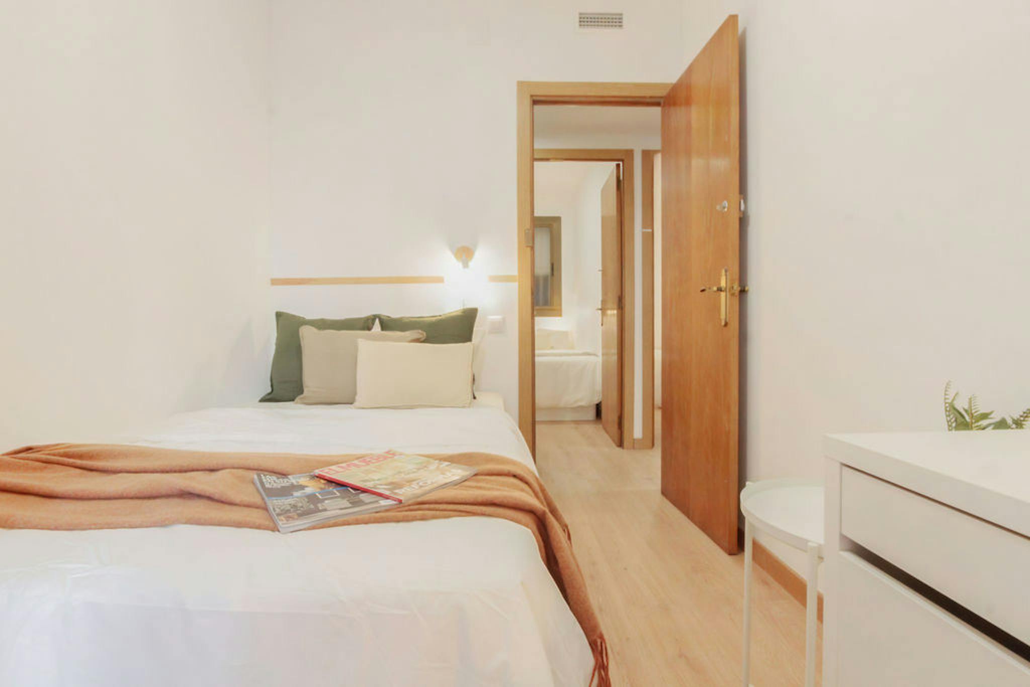 Plaça de Lesseps, Barcelona preview