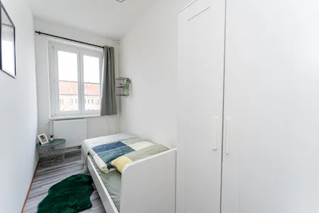 Private room for rent on Sterndamm, Berlin