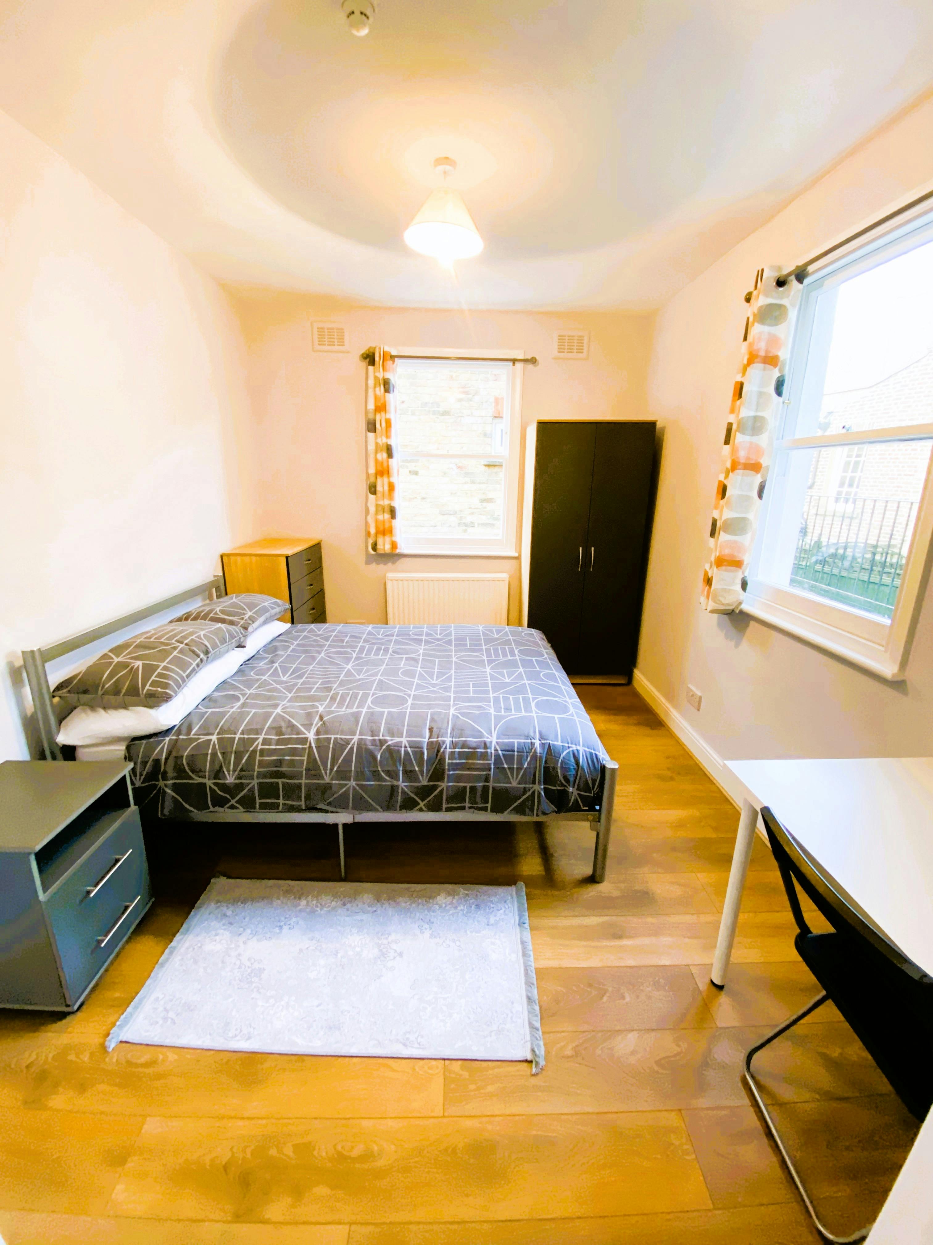 Stanza privata in affitto a 1545 € al mese a London, Falkland Road