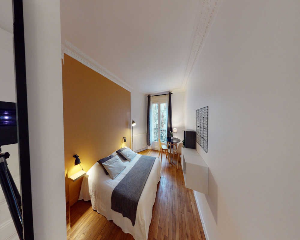 Rue de Prague, Paris preview