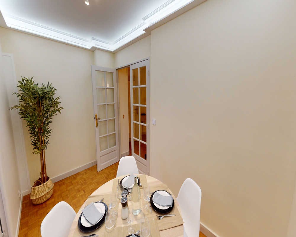 Single room Paris, 13m² — photo 12
