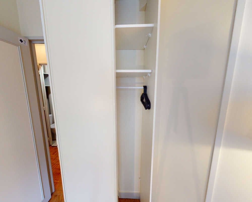 Single room Paris, 13m² — photo 25