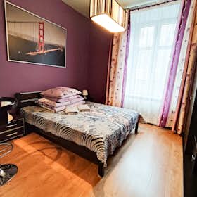 Studio for rent for €541 per month in Kraków, ulica Topolowa