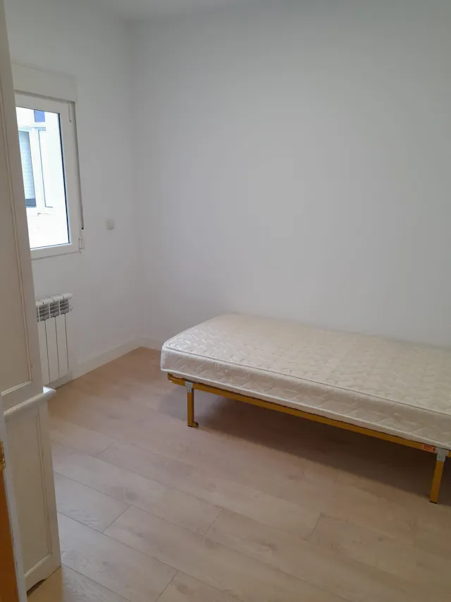 Private room in Calle del Padre Manjón, Valladolid (1495435) room image 10