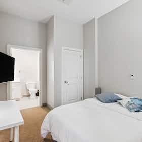 Privé kamer te huur voor $1,148 per maand in Kansas City, W 11th St