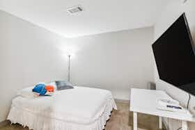 Отдельная комната сдается в аренду за $866 в месяц в Kansas City, W 11th St