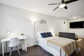 Приватна кімната за оренду для $1,148 на місяць у Austin, Red River St