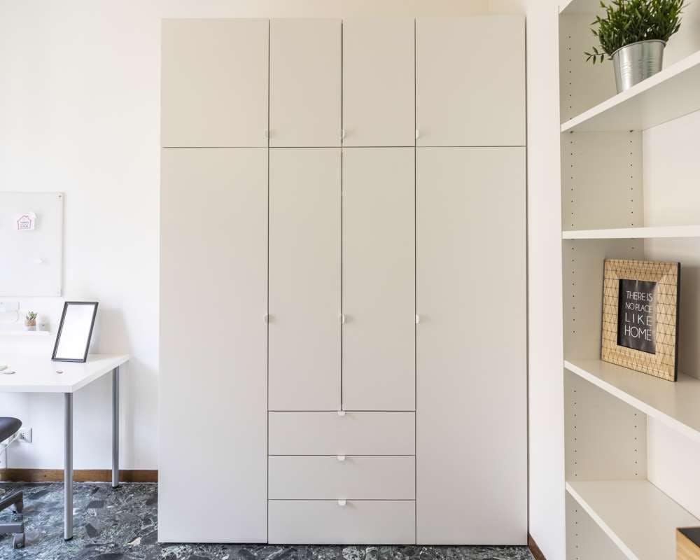 Via Luigi Porro Lambertenghi, Milan