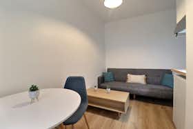 Apartment for rent for €1,339 per month in Paris, Impasse du Talus