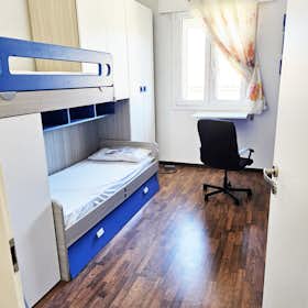 Отдельная комната сдается в аренду за 600 € в месяц в Padova, Via Giovanni Antonio Magini