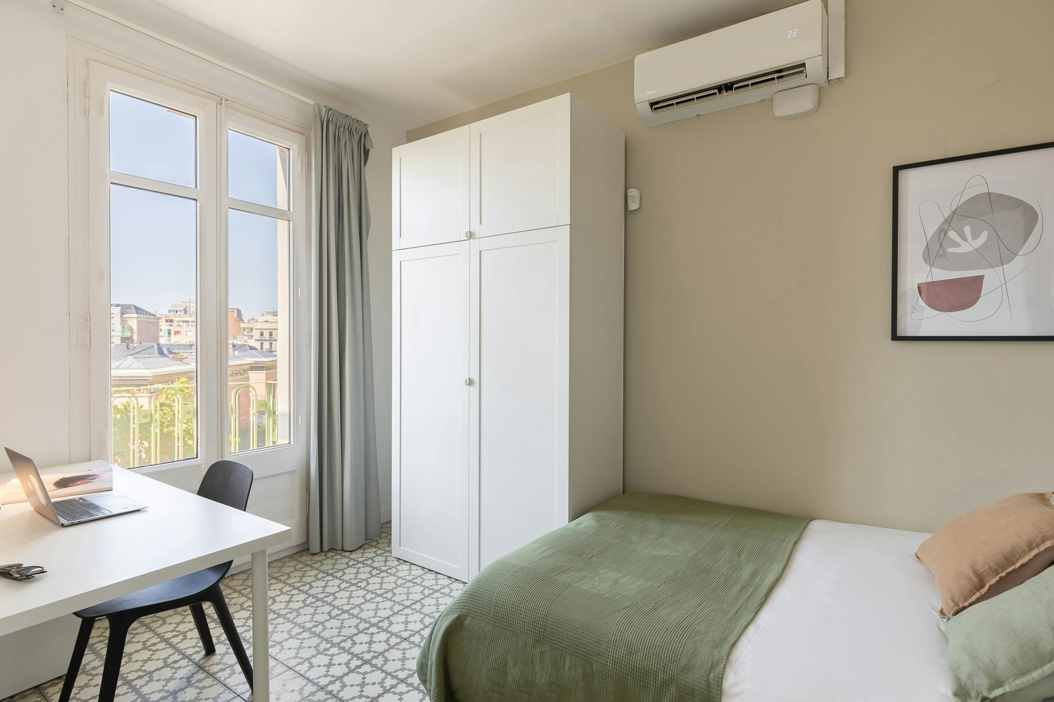 preview gallery tile