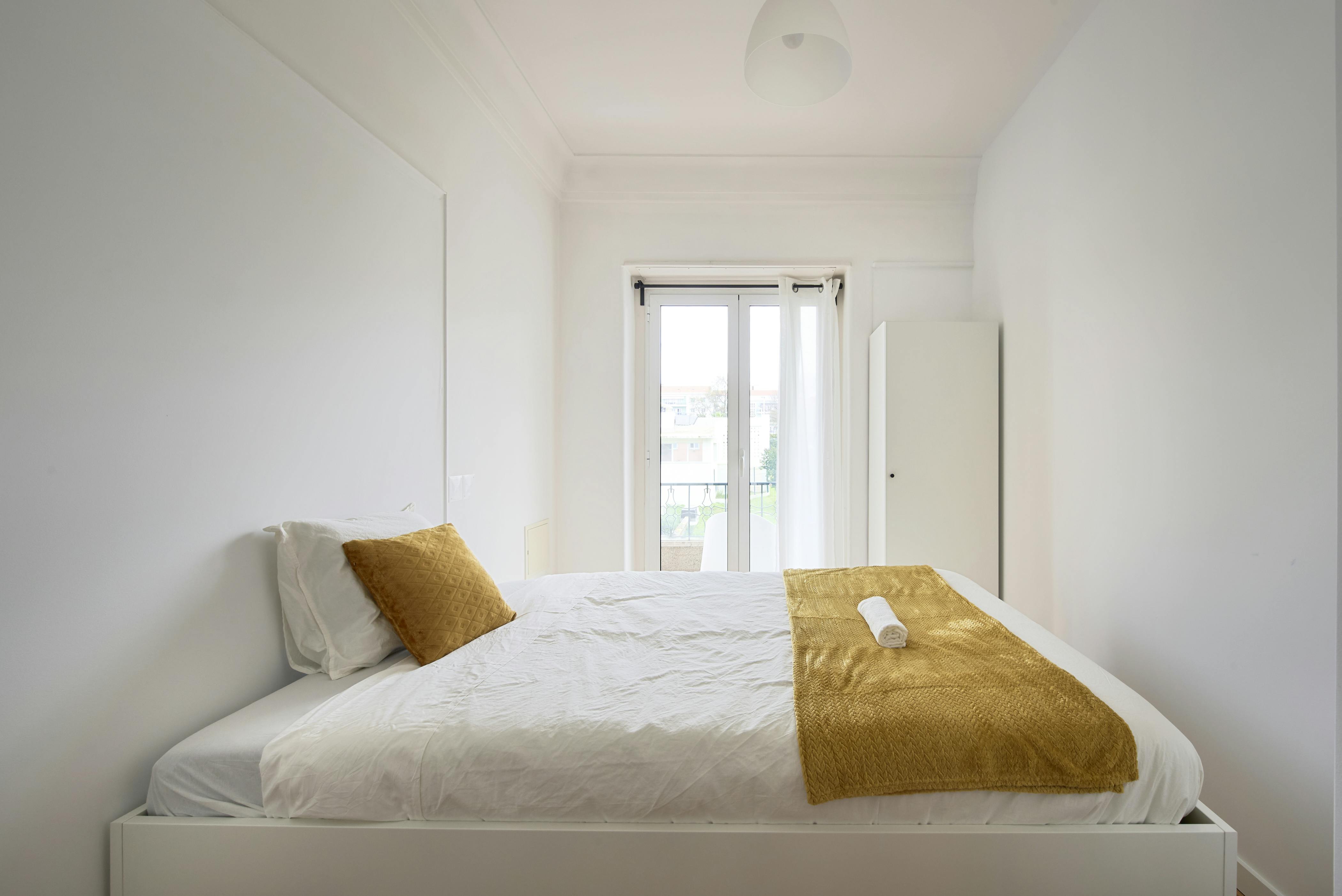 Rua Jorge Ferreira de Vasconcelos, Lisbon preview