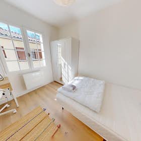 Отдельная комната сдается в аренду за 520 € в месяц в Talence, Rue Léon Blum
