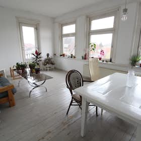 Apartment for rent for €1,450 per month in Rotterdam, Bree
