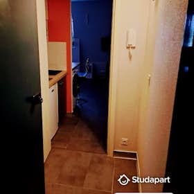 Apartment for rent for €650 per month in Strasbourg, Avenue de Colmar