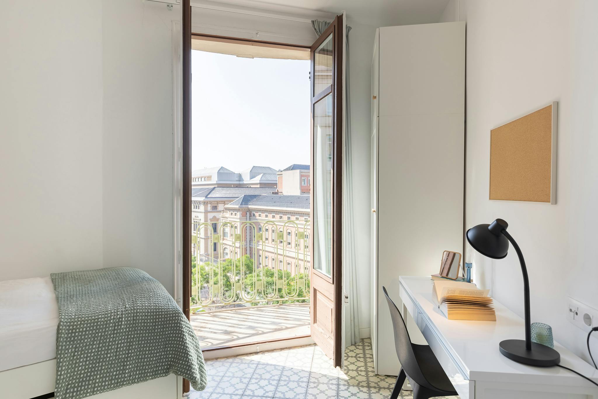 preview gallery tile