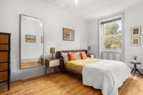 Appartement te huur voor $3,776 per maand in New York City, E Broadway