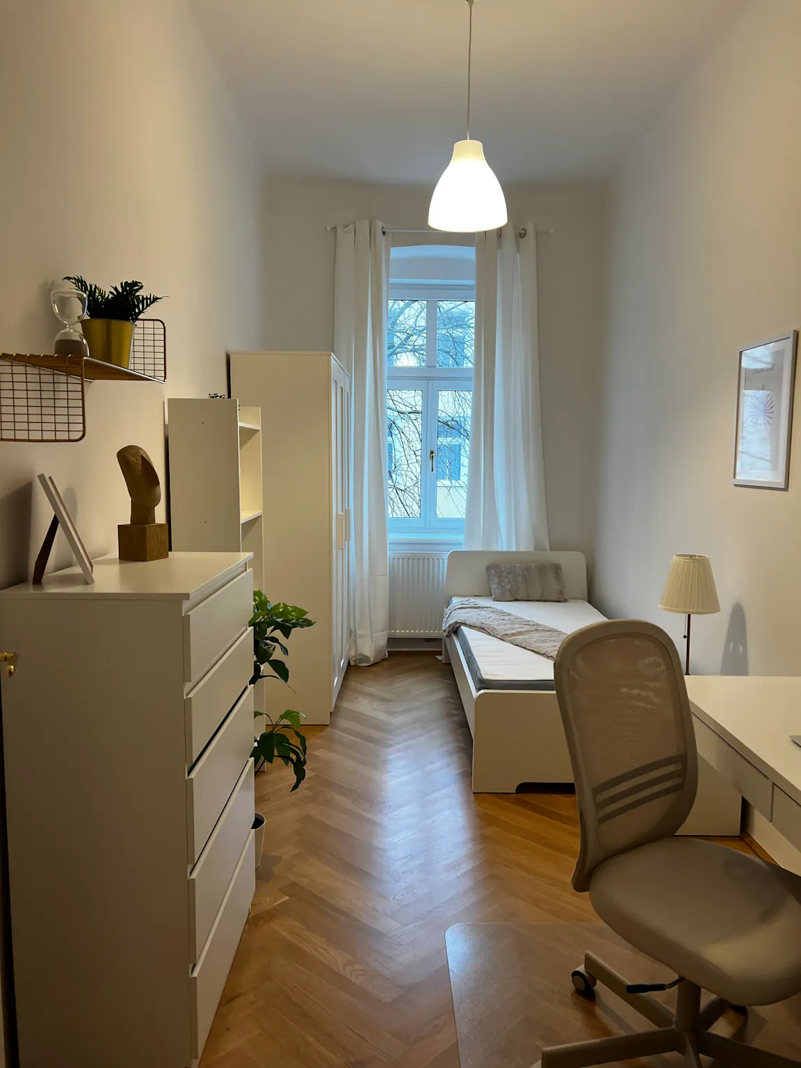 Hasnerstraße, Vienna preview