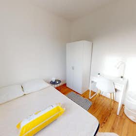 Private room for rent for €630 per month in Bordeaux, Rue Joseph Faure
