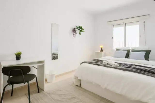 Private room in Carrer de les Acàcies, Barcelona (1496195) room image 1