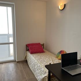 Studio for rent for €630 per month in Créteil, Rue Camille Dartois