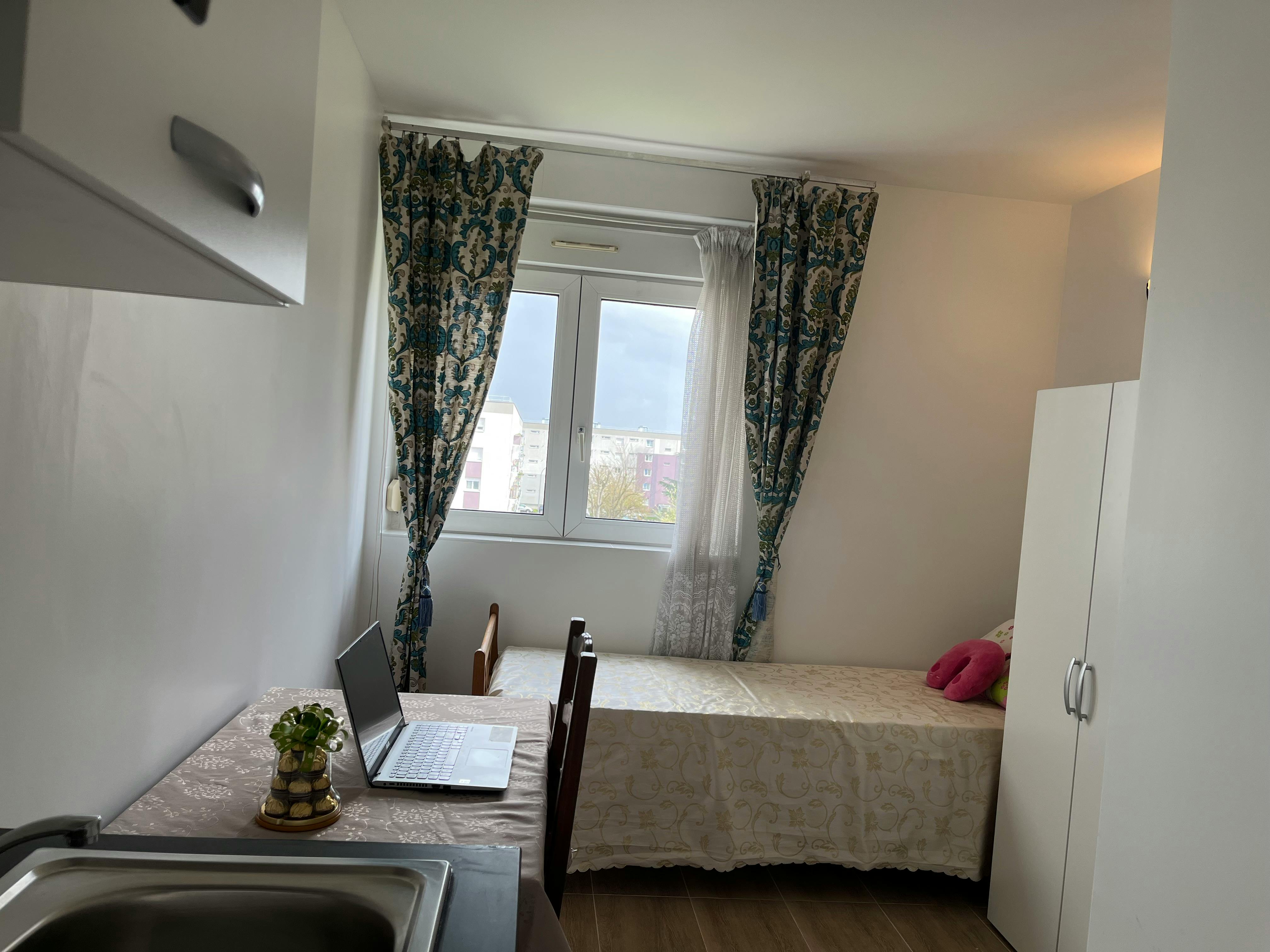 Studio for rent on Rue Camille Dartois, Créteil – pohled 3