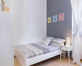 Приватна кімната за оренду для 525 EUR на місяць у Cesano Boscone, Via dei Salici
