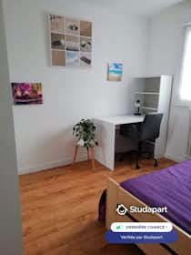 Cameră privată de închiriat pentru 250 EUR pe lună în Ploufragan, Rue des Quartiers