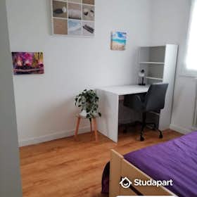Privé kamer te huur voor € 250 per maand in Ploufragan, Rue des Quartiers