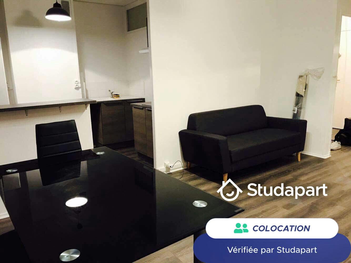 Private room for rent for €450 per month in Mont-Saint-Aignan, Parc du Cailly