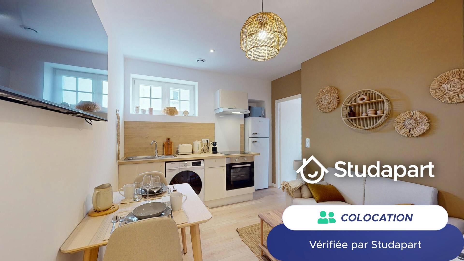 Private room for rent on Rue d'Auxonne, Dijon