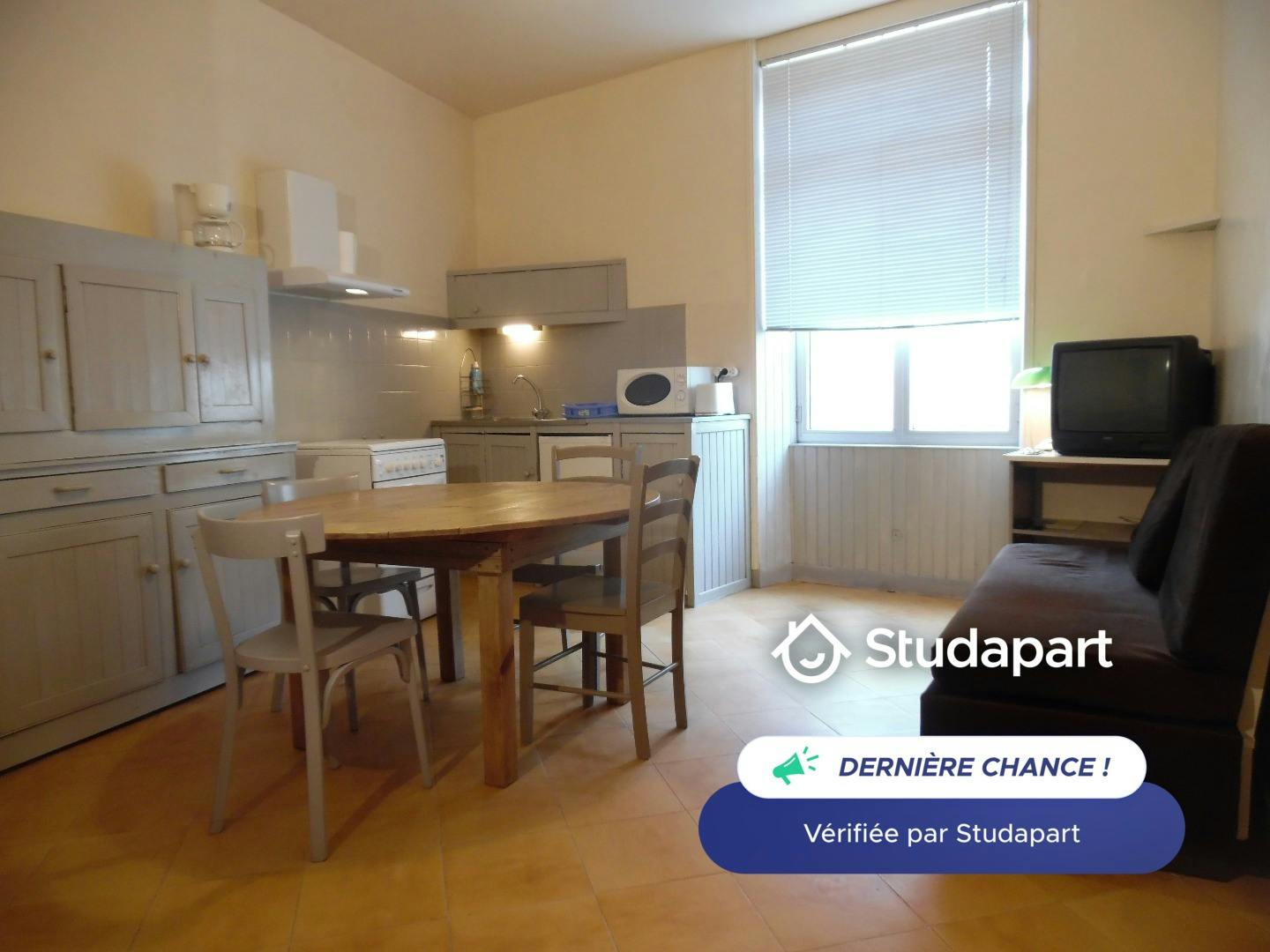 Квартира сдается в аренду за 1 180 € в месяц в La Rochelle, Rue Alfred de Musset