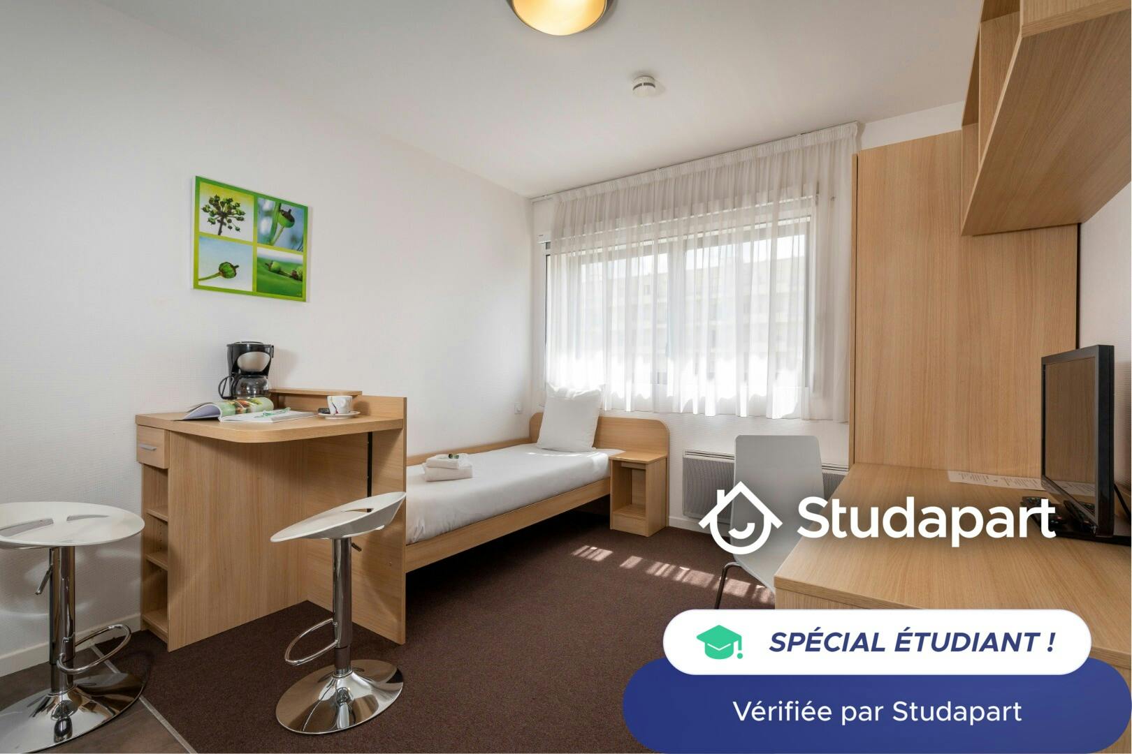 Private room for rent for €475 per month in Troyes, Avenue Chomedey de Maisonneuve