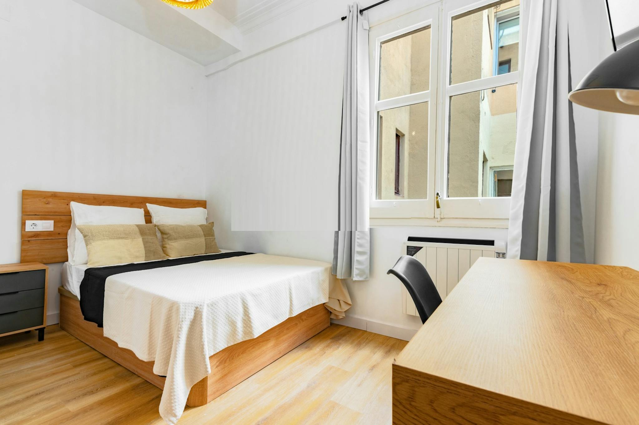 Ronda de Sant Pere, Barcelona preview