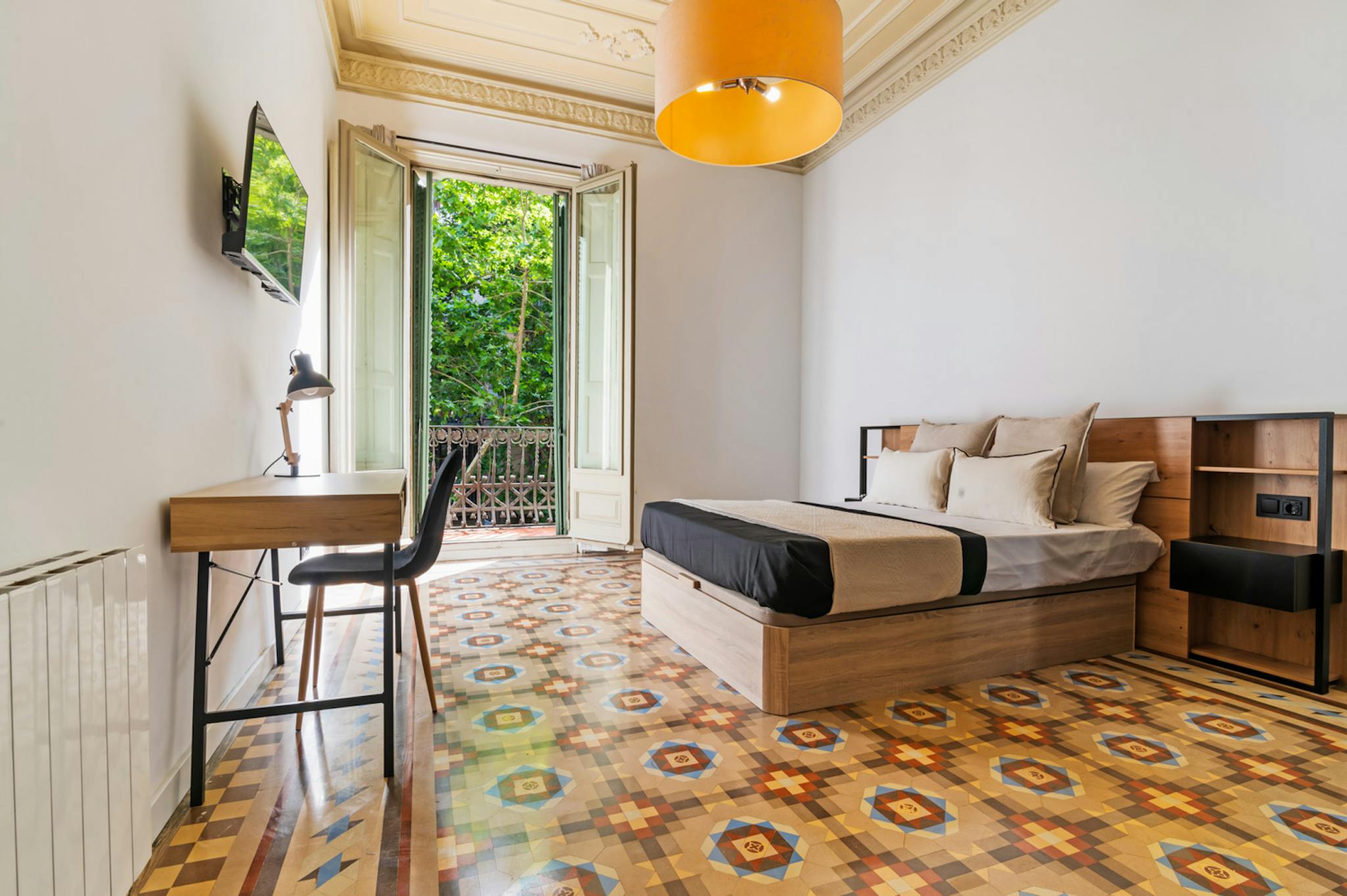 Carrer de València, Barcelona preview