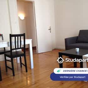 Lägenhet att hyra för 790 € i månaden i Grenoble, Rue Abbé Grégoire