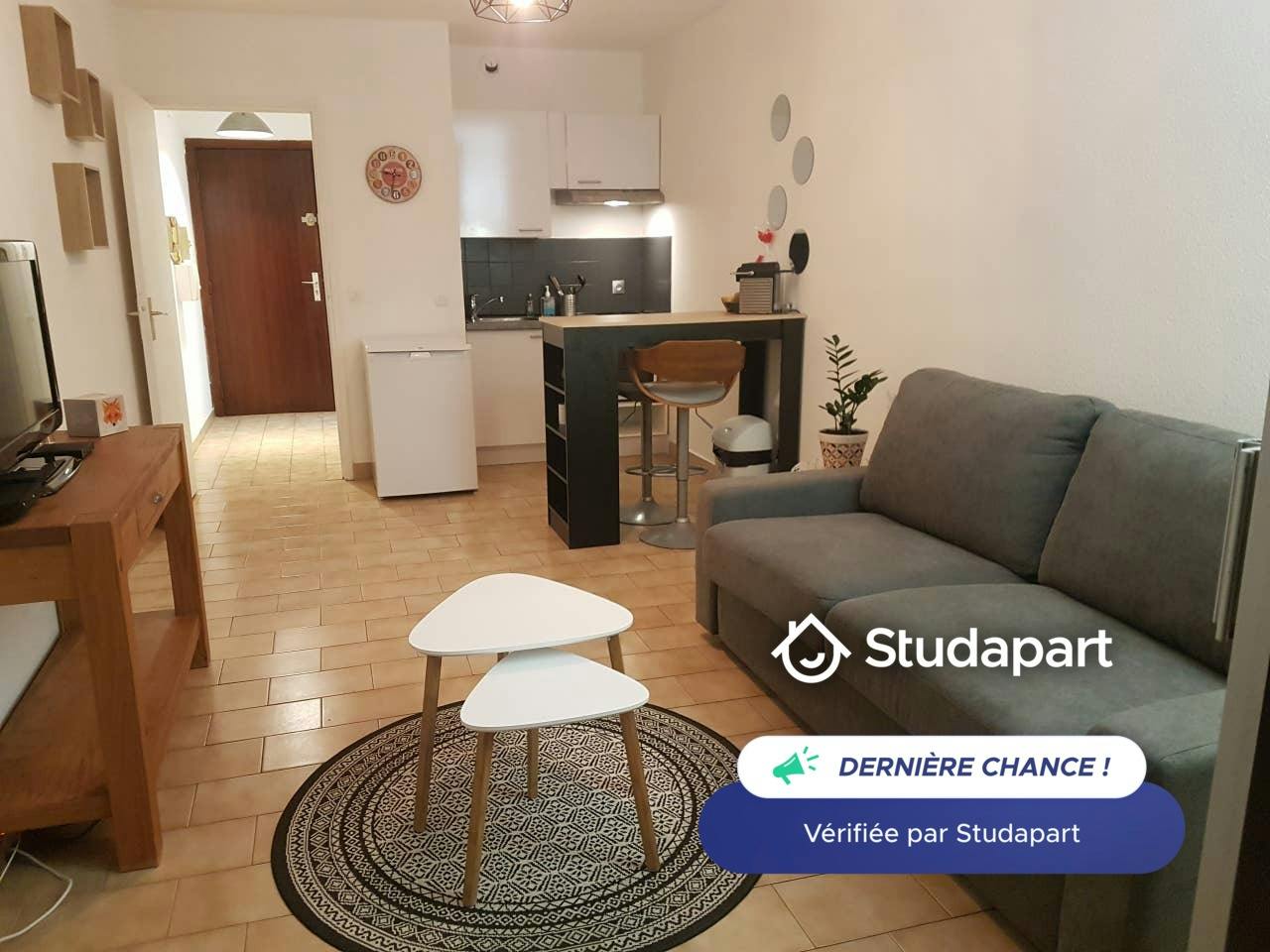 公寓 正在以 €747 的月租出租，其位于 Antibes, Chemin de Saint-Claude