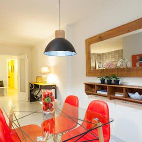 Apartment for rent for €1,550 per month in Barcelona, Carrer d'en Quintana