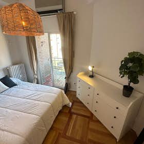 Private room for rent for €800 per month in Madrid, Calle de Cavanilles
