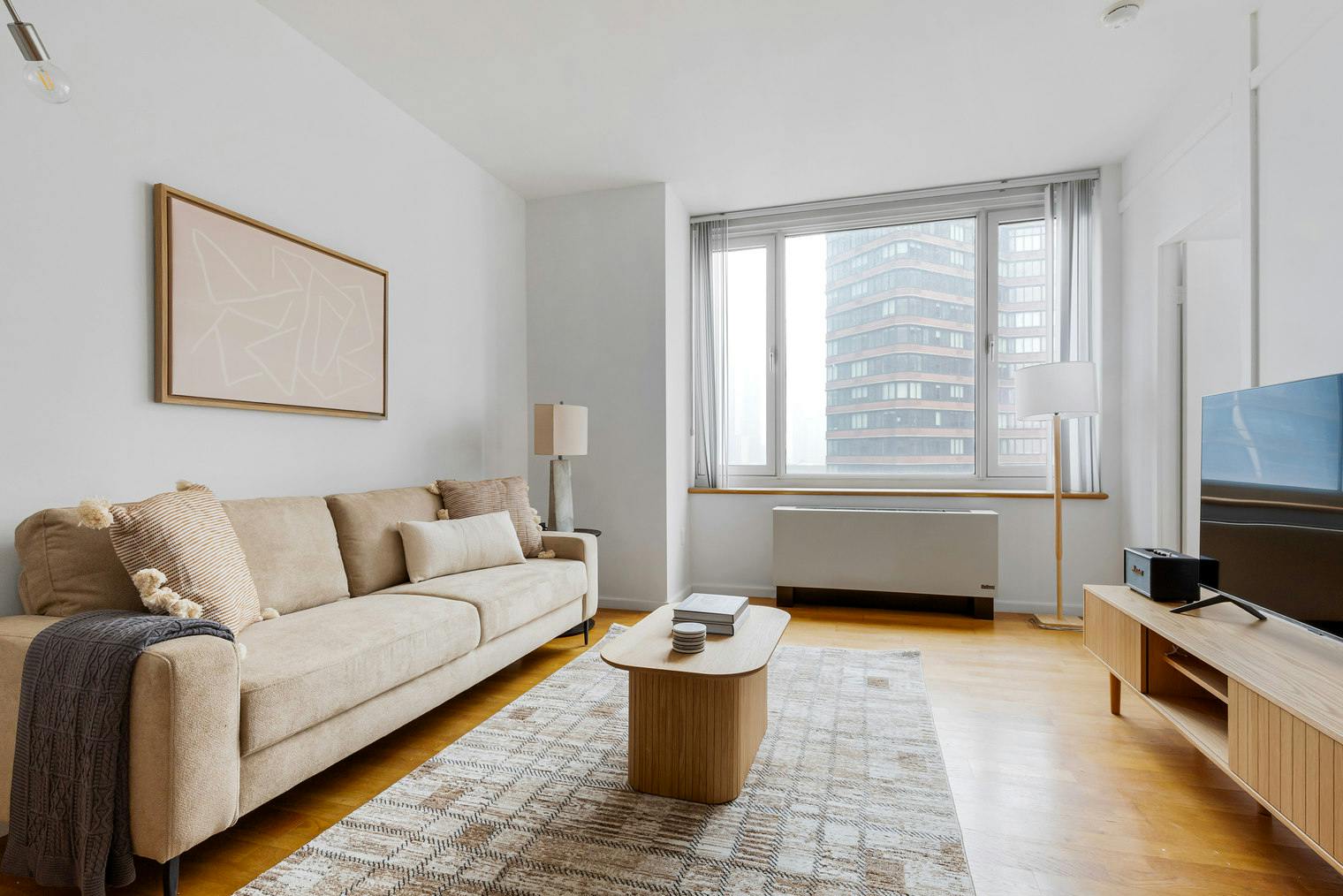 Mieszkanie do wynajęcia za $12,695 miesięcznie w mieście New York City, West 42nd Street
