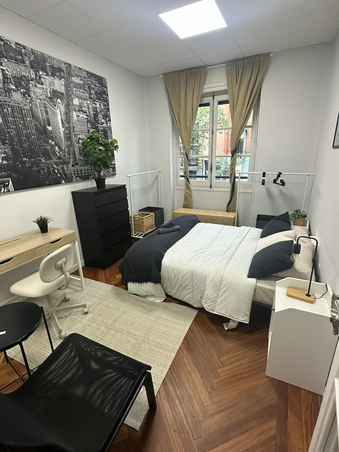 Calle de Alberto Aguilera, Madrid preview