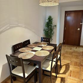 Private room for rent for €800 per month in Madrid, Calle de Coslada