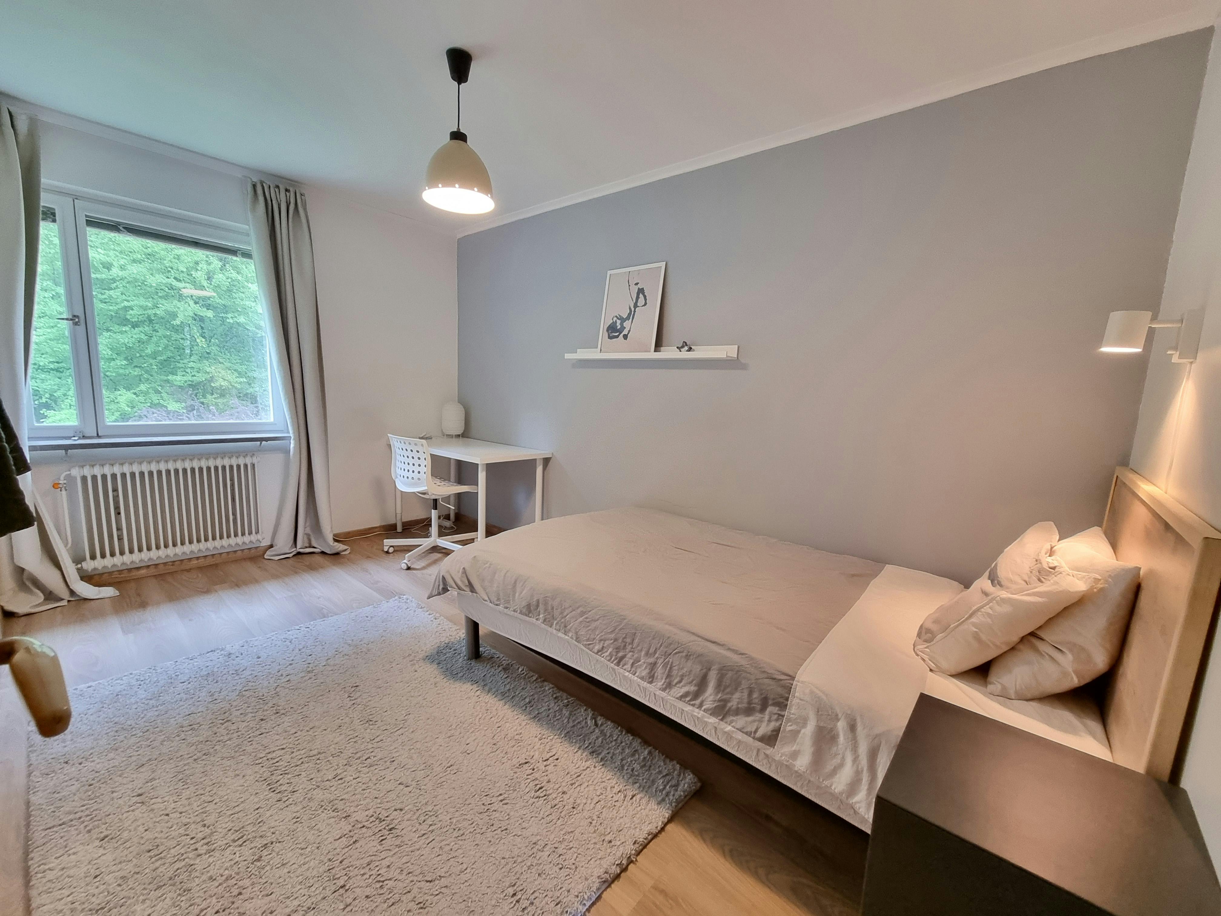 Cameră privată de închiriat pentru 7.513 SEK pe lună în Kallhäll, Lädersättravägen