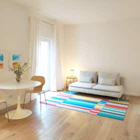 Apartment for rent for €1,800 per month in Düsseldorf, Bilker Allee