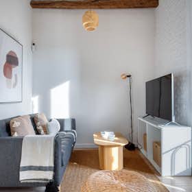 Apartment for rent for €2,377 per month in Barcelona, Carrer d'Aragó