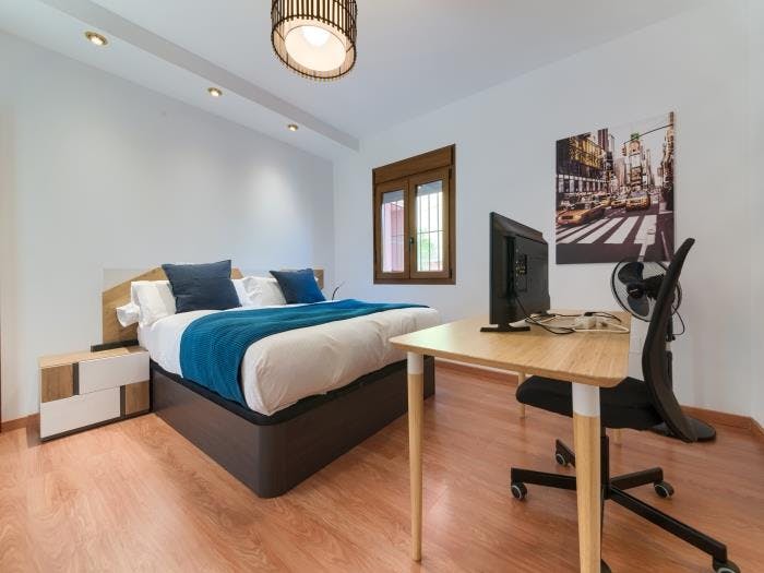 House for rent for €2,000 per month in Málaga, Calle Francisco de Medrano