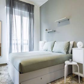 Private room for rent for €700 per month in Milan, Via Giancarlo Sismondi