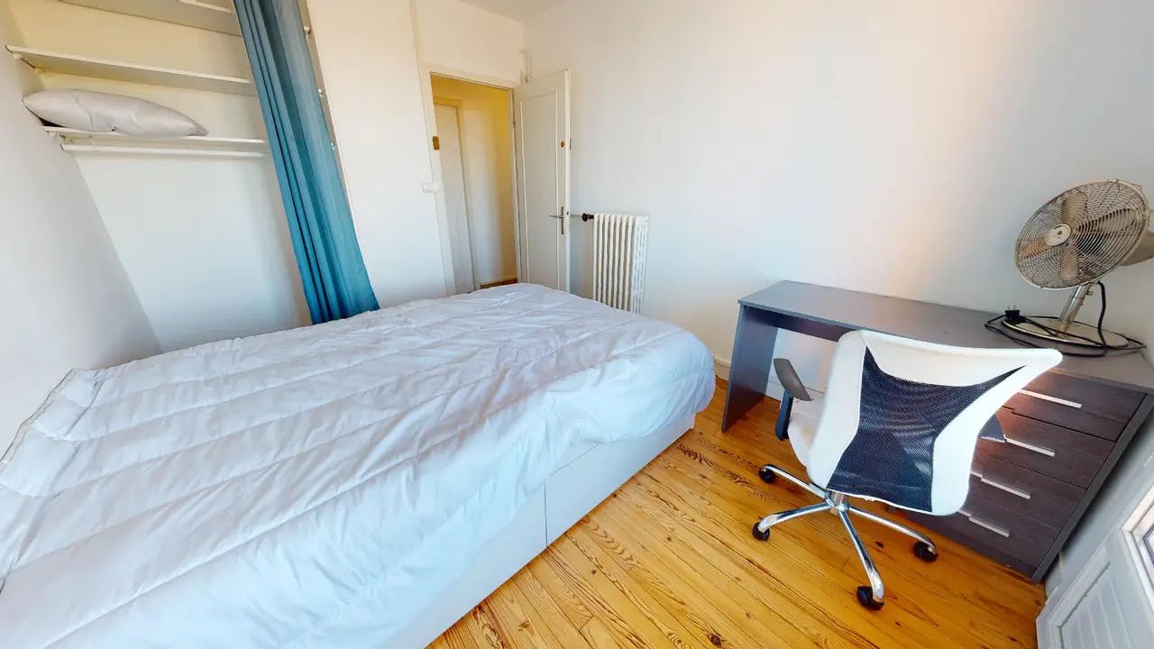 Private room in Avenue des Mazades, Toulouse (1496936) ROOM